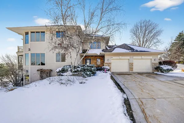$1,200,000 | 3800 Signature Drive, Middleton, WI 53562