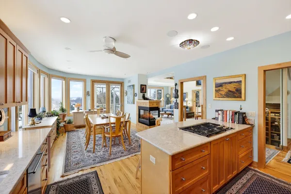 $1,200,000 | 3800 Signature Drive, Middleton, WI 53562