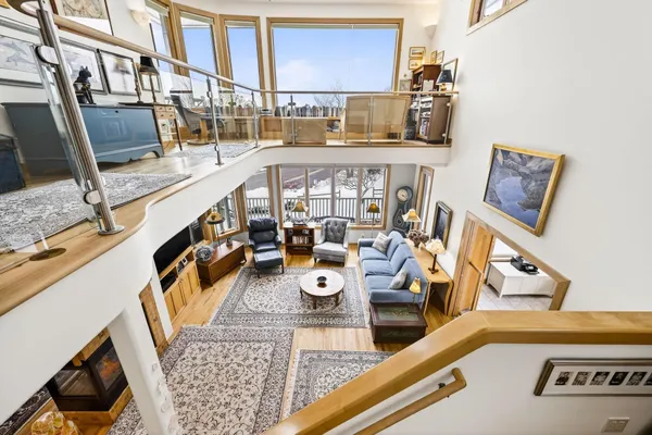 $1,200,000 | 3800 Signature Drive, Middleton, WI 53562