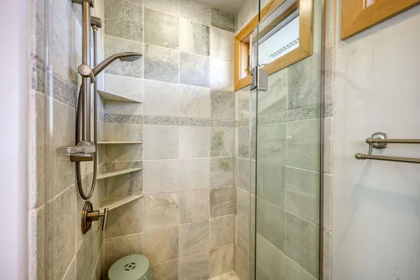 $1,200,000 | 3800 Signature Drive, Middleton, WI 53562
