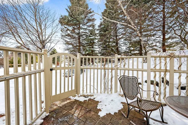 $1,200,000 | 3800 Signature Drive, Middleton, WI 53562