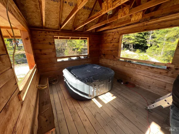 $399,000 | 125 Black Diamond Lane, Elk City, ID 83525
