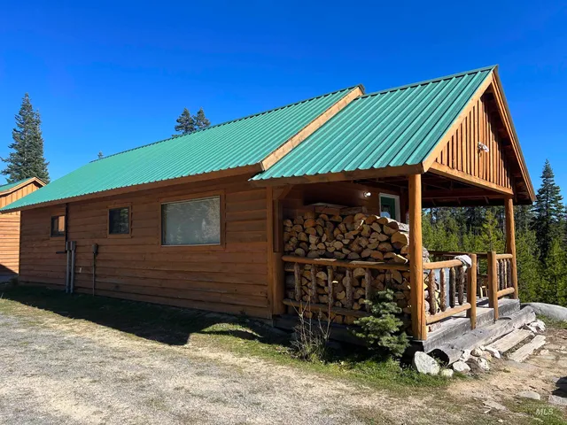 $399,000 | 125 Black Diamond Lane, Elk City, ID 83525
