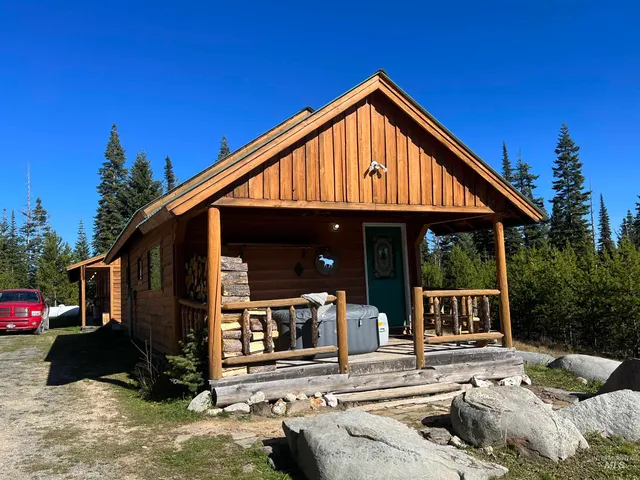 $399,000 | 125 Black Diamond Lane, Elk City, ID 83525