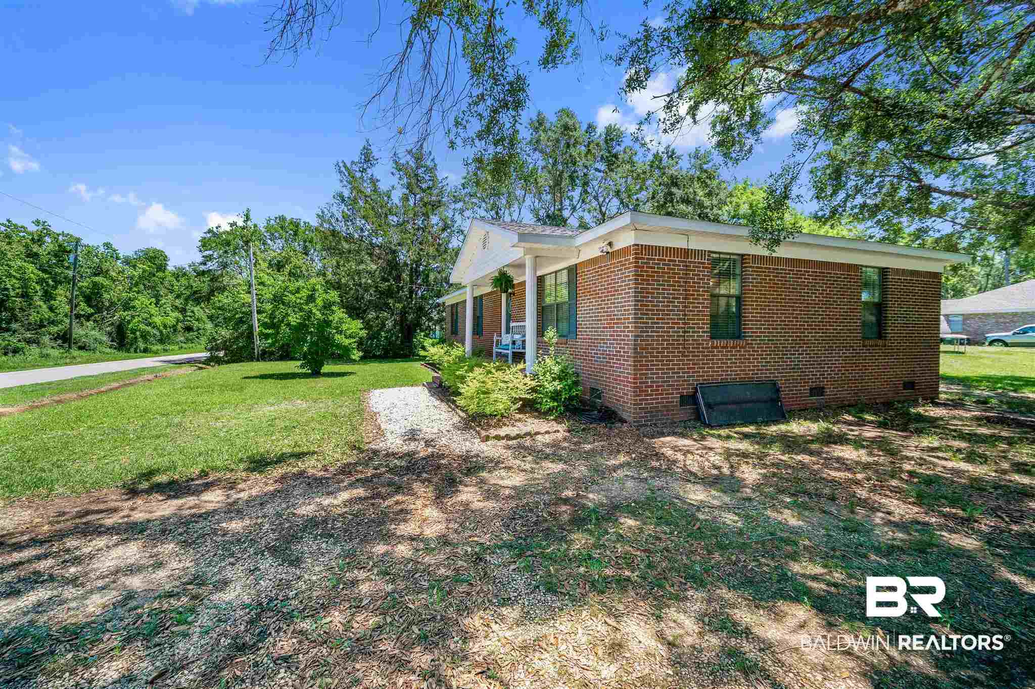 10510 Gayfer Rd Extension Fairhope, AL 36532 - Photo 3 of 25 Gallery Image 3