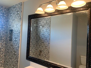 9418 Parsley Path Lane Houston, TX 77064 - Photo 12 of 20 a view of a mirror