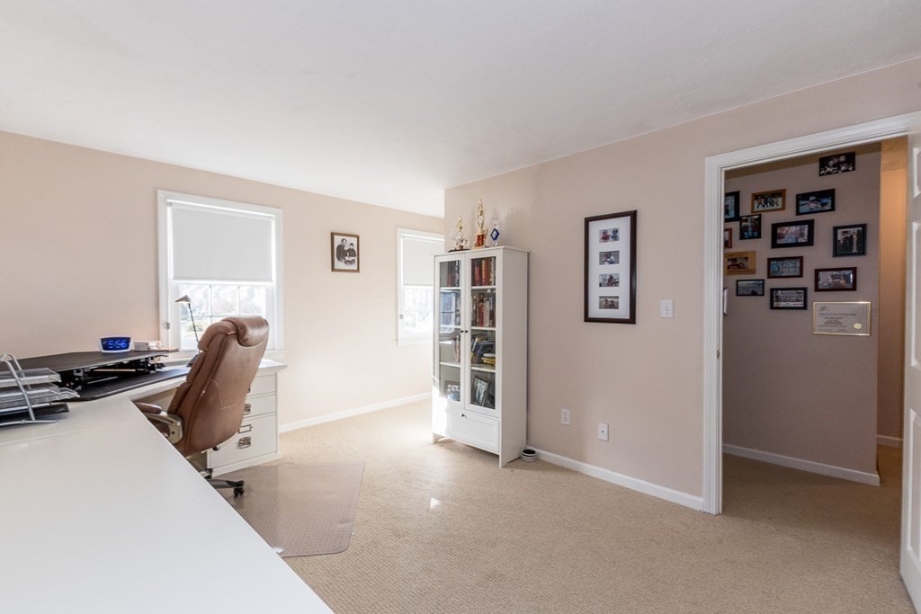 7 Washington Green, Unit 7 Walpole, MA 02032 - Photo 15 of 30