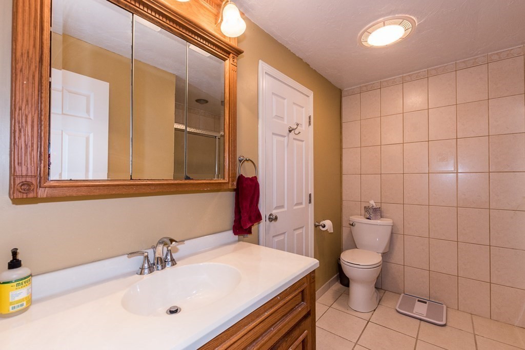 7 Washington Green, Unit 7 Walpole, MA 02032 - Photo 16 of 30