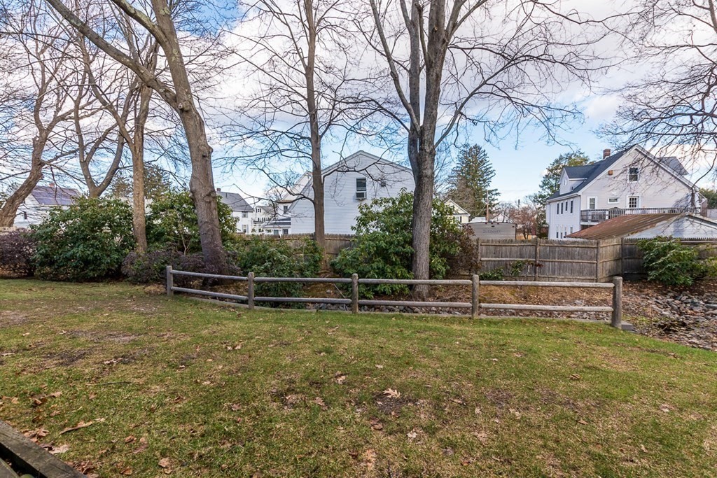 7 Washington Green, Unit 7 Walpole, MA 02032 - Photo 23 of 30