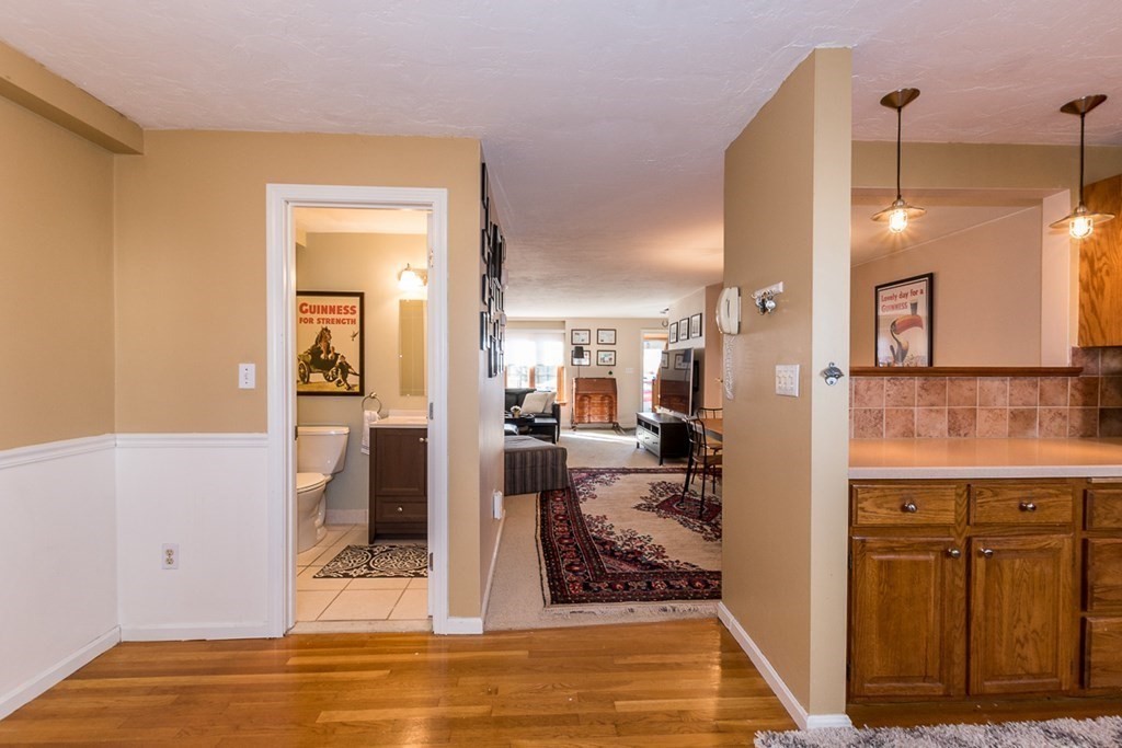 7 Washington Green, Unit 7 Walpole, MA 02032 - Photo 9 of 30