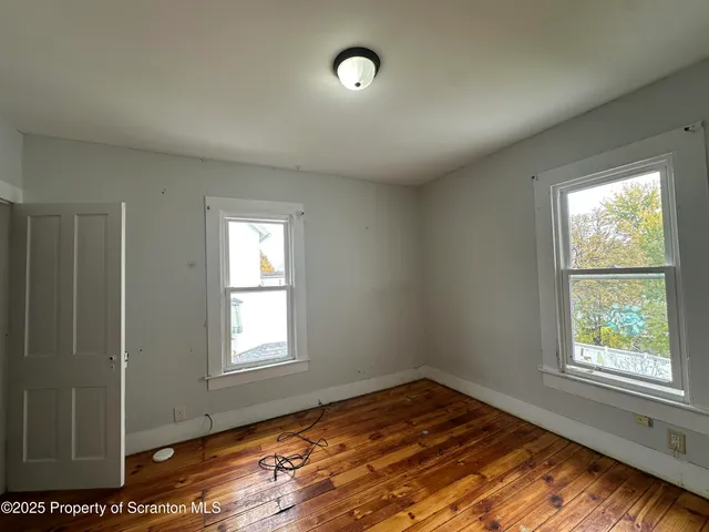 a view of empty room with window