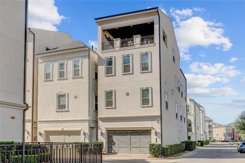 $999,900 | 803 Blackshire Lane, Houston, TX 77055