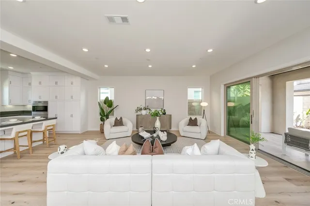 $3,490,000 | 56 Chasma, Irvine, CA 92618