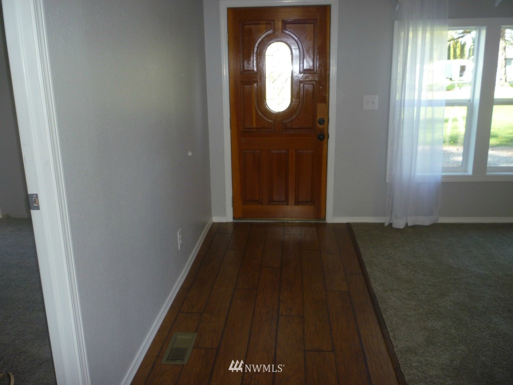 2087 East Pole Road Everson, WA 98247 - Photo 11 of 18