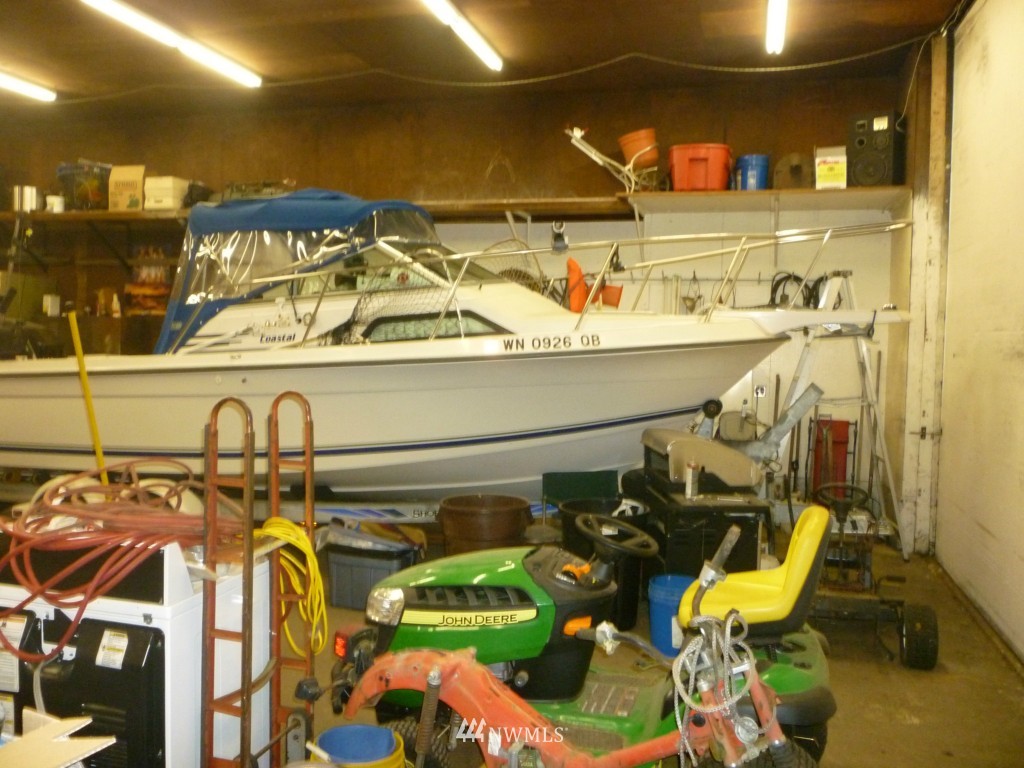 2087 East Pole Road Everson, WA 98247 - Photo 6 of 18