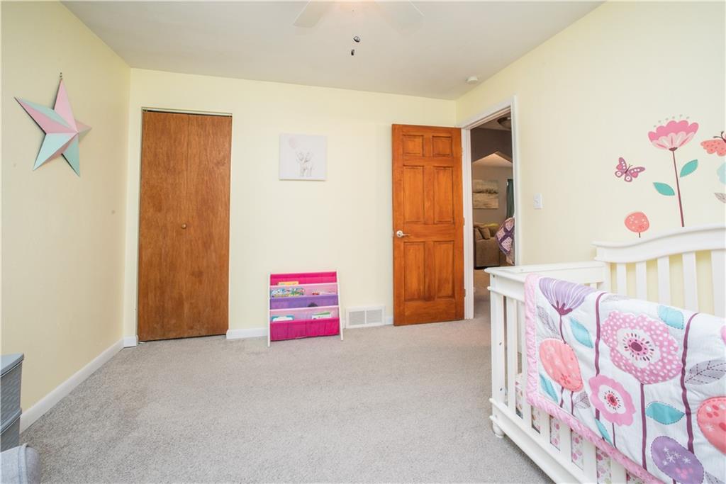 5410 Library Road Bethel Park, PA 15102 - Photo 16 of 25 Gallery Image 16