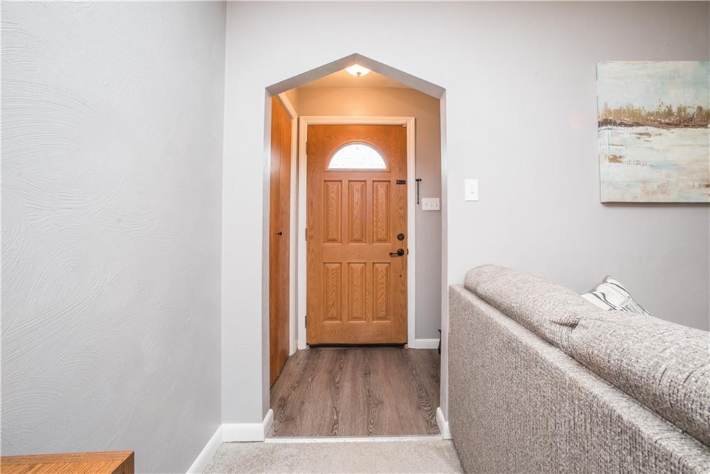 5410 Library Road Bethel Park, PA 15102 - Photo 6 of 25 Gallery Image 6