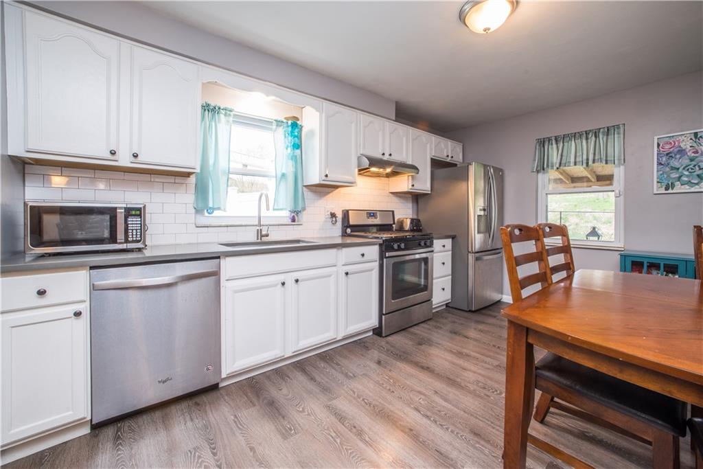 5410 Library Road Bethel Park, PA 15102 - Photo 7 of 25 Gallery Image 7