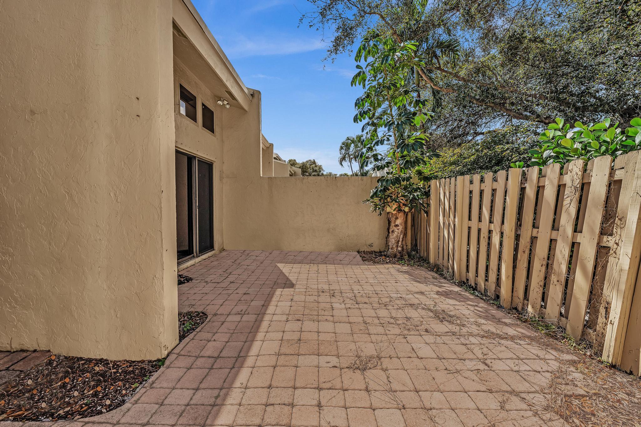 1400 Northwest 9th Avenue, Unit E33 Boca Raton, FL 33486 - Photo 27 of 51 FPP00391