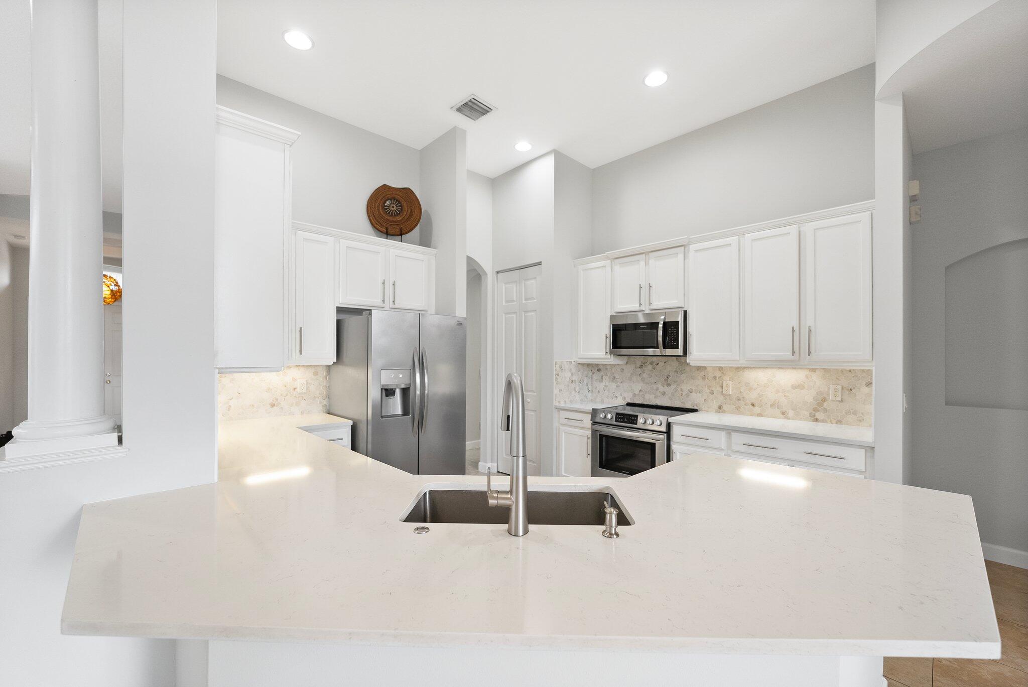 563 Southwest Lost River Road Stuart, FL 34997 - Photo 13 of 51 55-web-or-mls-563-lost-river-rd