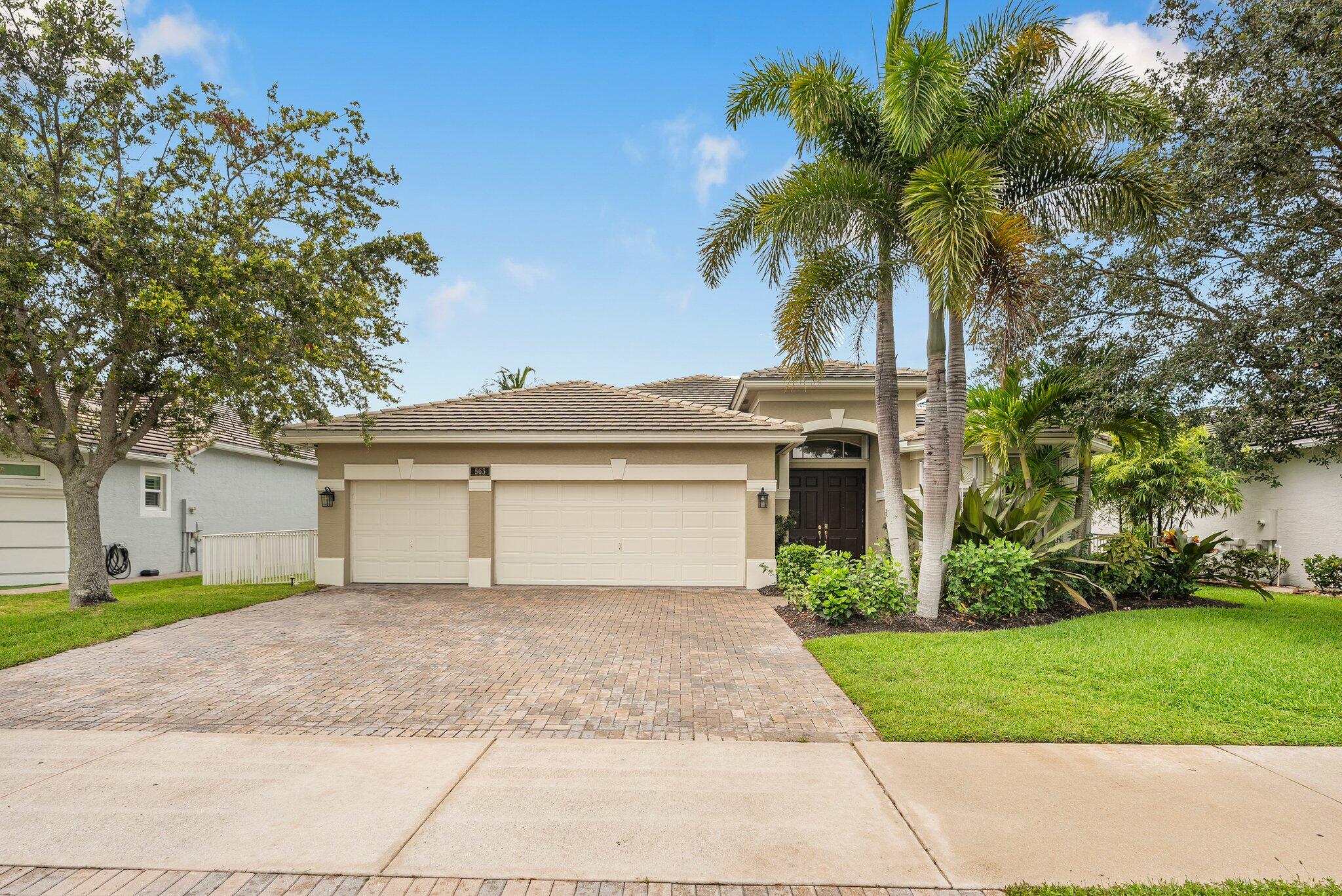 563 Southwest Lost River Road Stuart, FL 34997 - Photo 2 of 51 89-web-or-mls-563-lost-river-rd