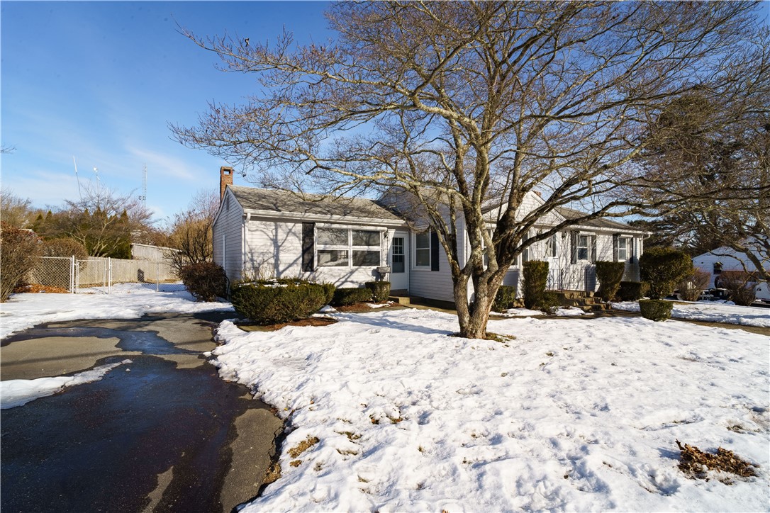 6 Sheffield Avenue Coventry, RI 02816 - Photo 2 of 34