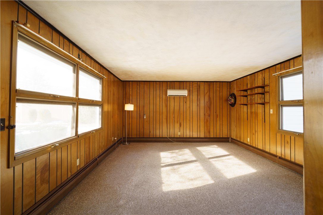 6 Sheffield Avenue Coventry, RI 02816 - Photo 3 of 34