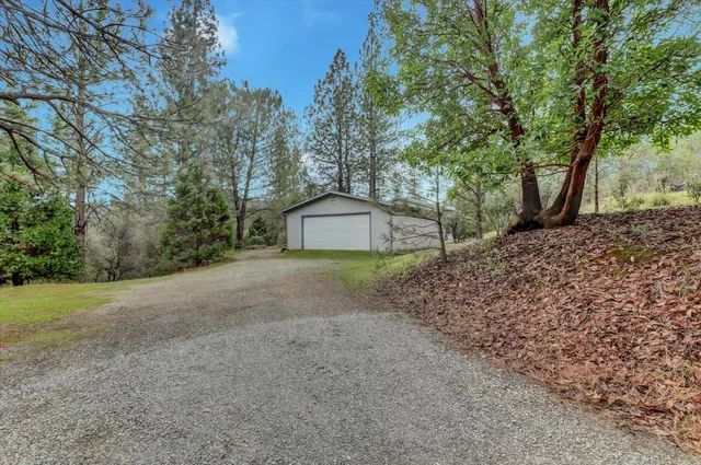 $389,900 | 14349 Barn Owl Road, Nevada City, CA 95959