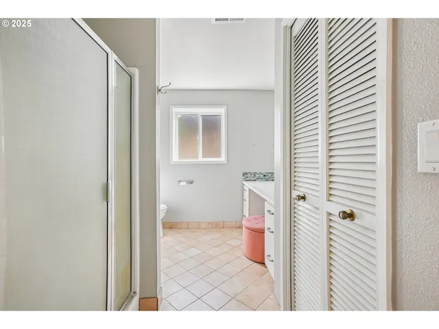 $629,000 | 17900 Monticello Drive, Gladstone, OR 97027