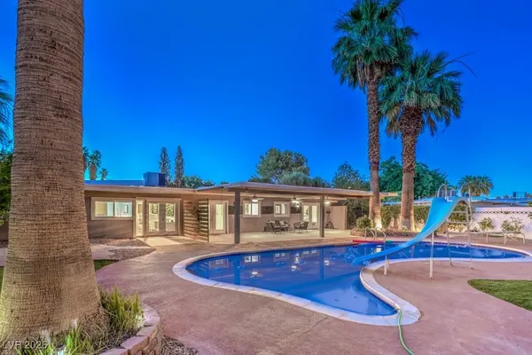 $988,888 | 2505 Laurie Drive, Las Vegas, NV 89102