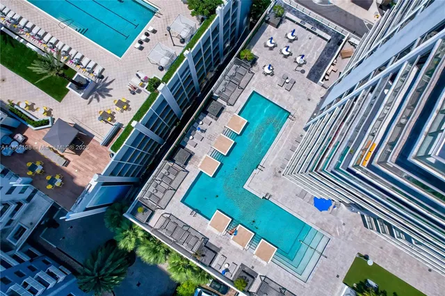 $800,000 | 1010 Southwest 2nd Avenue, Unit 603, Miami, FL 33130