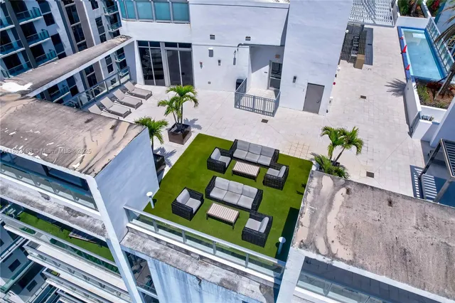 $800,000 | 1010 Southwest 2nd Avenue, Unit 603, Miami, FL 33130