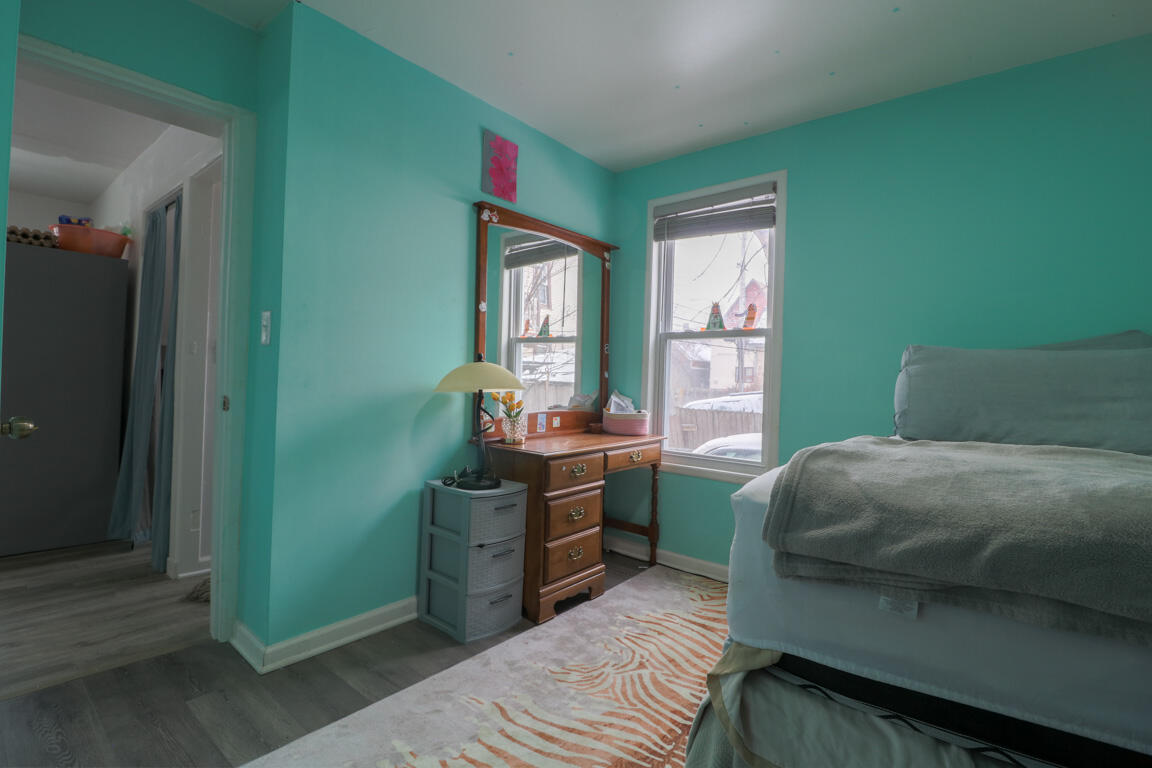 2667 North 36th Street Milwaukee, WI 53210 - Photo 17 of 28 Bedroom