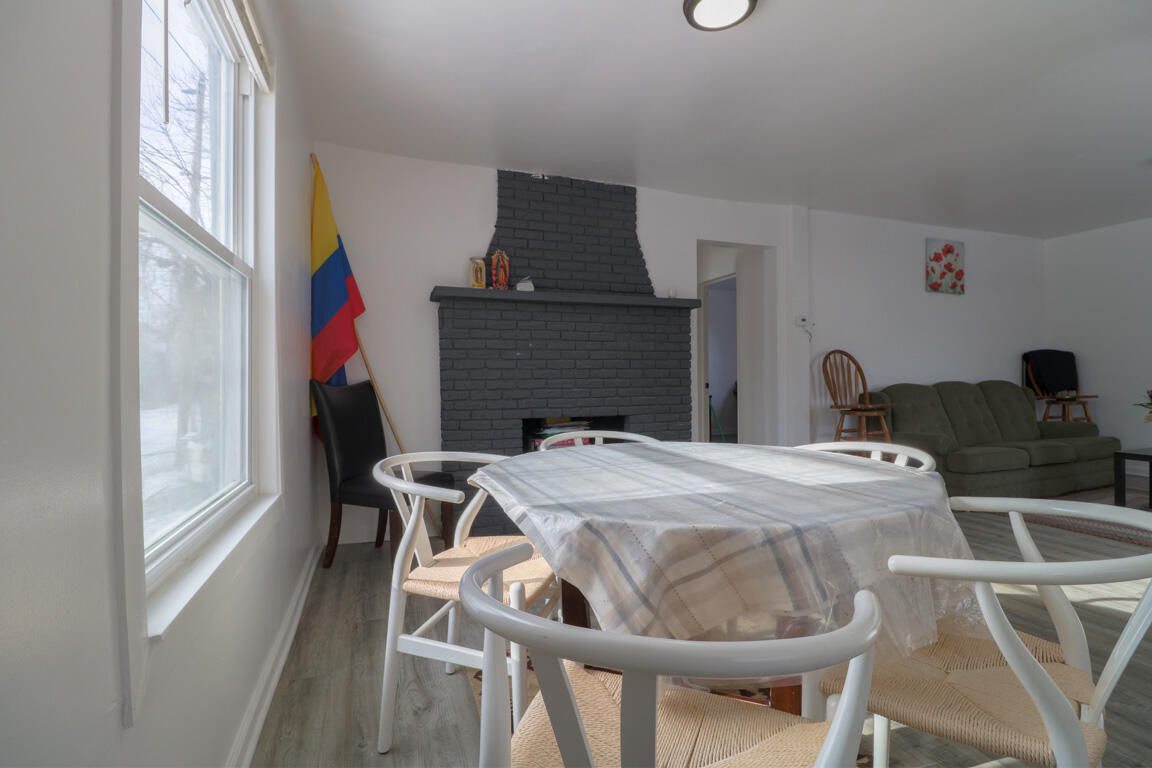 2667 North 36th Street Milwaukee, WI 53210 - Photo 5 of 28 Dining Room
