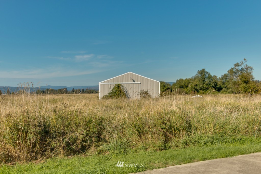 144 North Welcome Slough Road Cathlamet, WA 98612 - Photo 3 of 14 Gallery Image 3