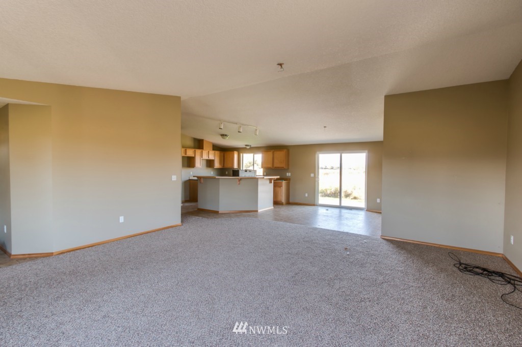 144 North Welcome Slough Road Cathlamet, WA 98612 - Photo 5 of 14 Gallery Image 5