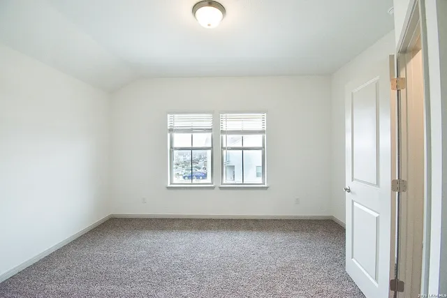 $1,699 | 10211 Tulipwood Pass, Unit 102, San Antonio, TX 78252