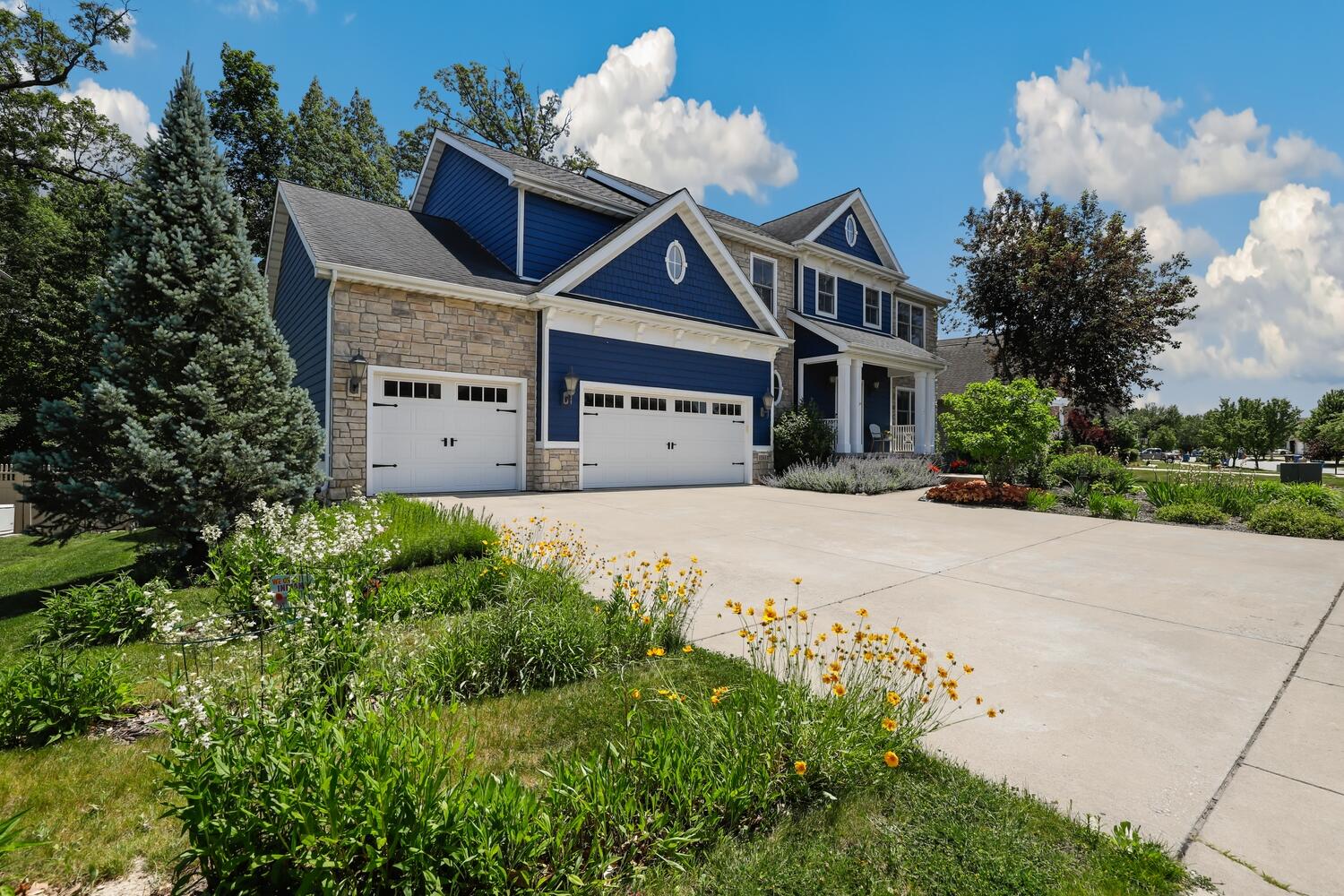 12613 Massachusetts Street Crown Point, IN 46307 - Photo 2 of 45 1500x1000