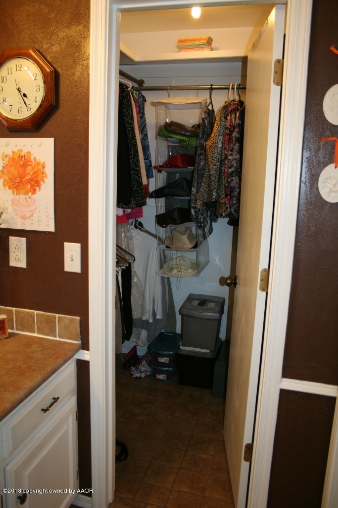 6401 Drexel Road Amarillo, TX 79109 - Photo 27 of 54 M CLOSET HERS