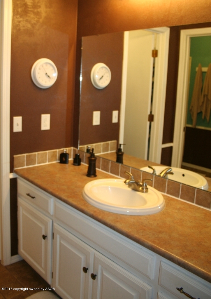 6401 Drexel Road Amarillo, TX 79109 - Photo 34 of 54 M SUITE HIS
