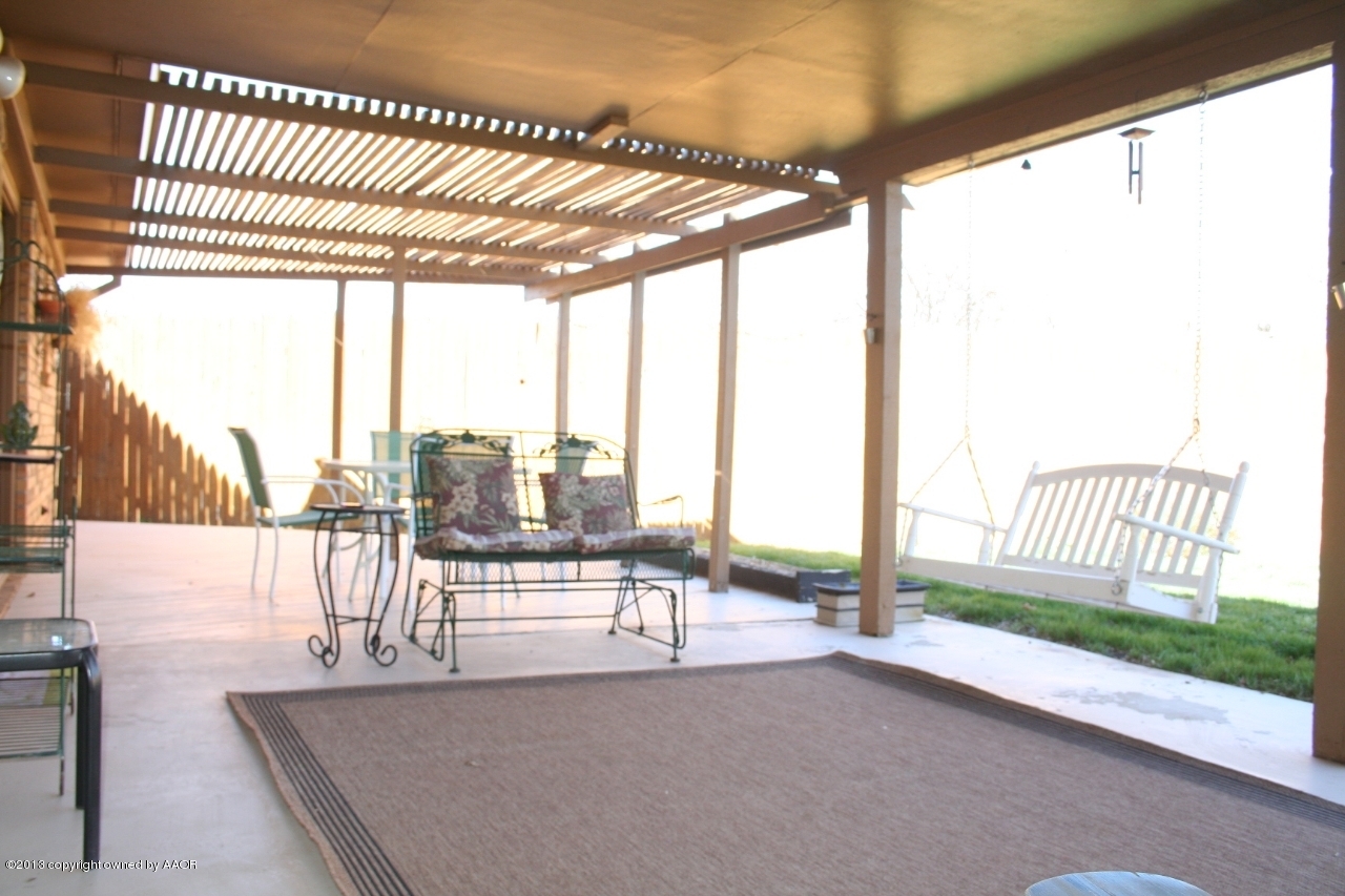6401 Drexel Road Amarillo, TX 79109 - Photo 43 of 54 PORCH (3)