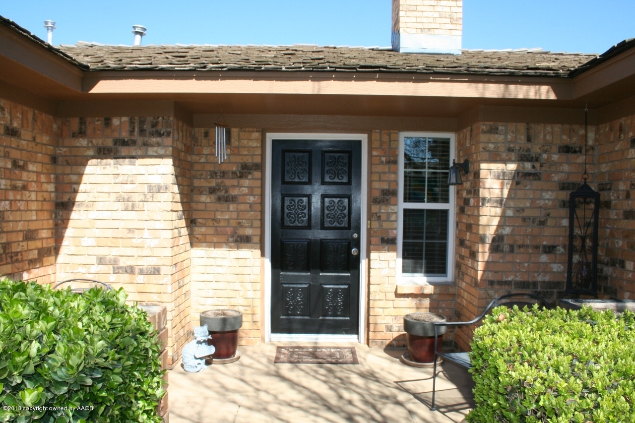 6401 Drexel Road Amarillo, TX 79109 - Photo 6 of 54 ENTRY (2)