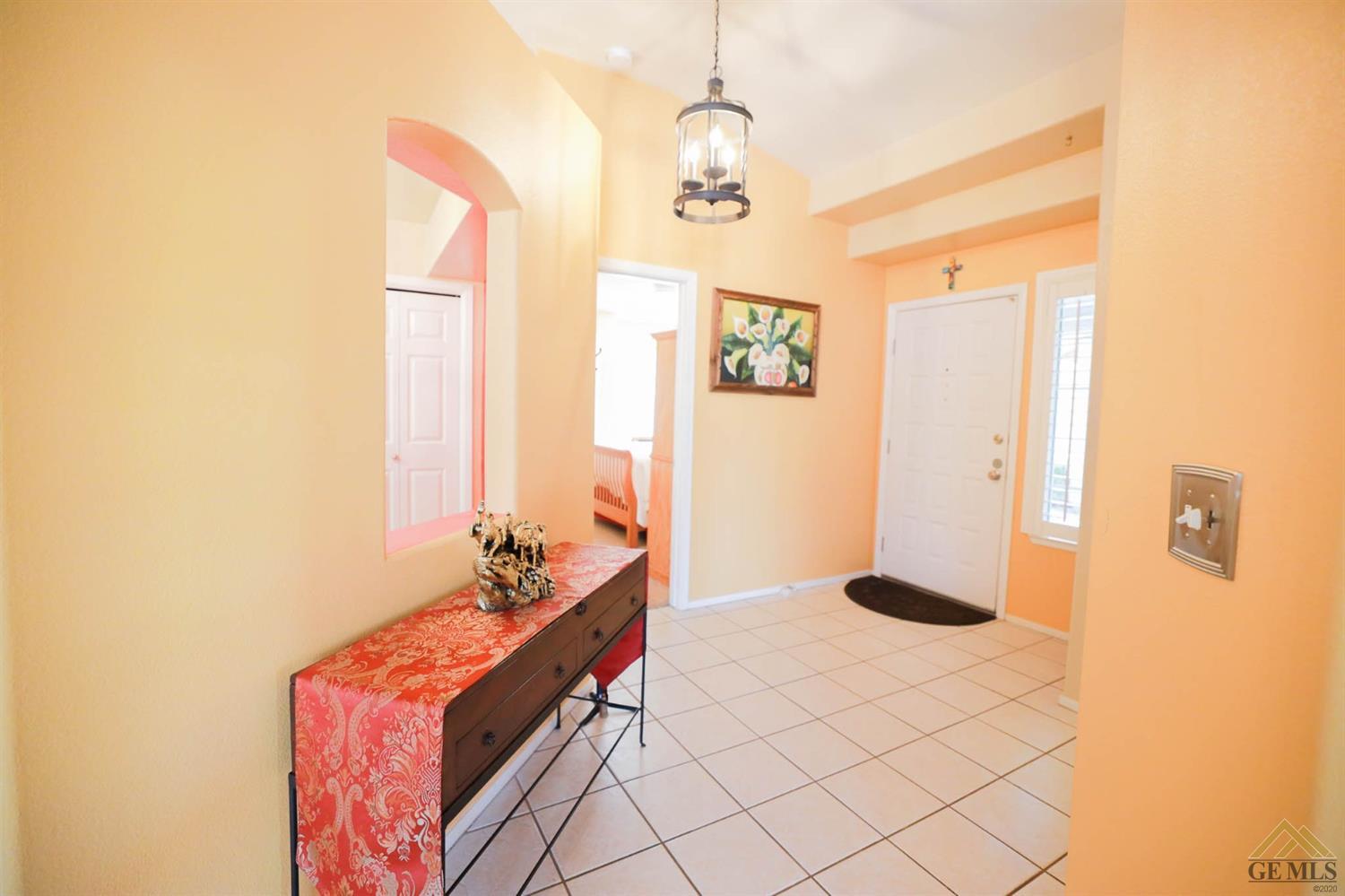 5515 Shadow Stone Street Bakersfield, CA 93313 - Photo 4 of 30