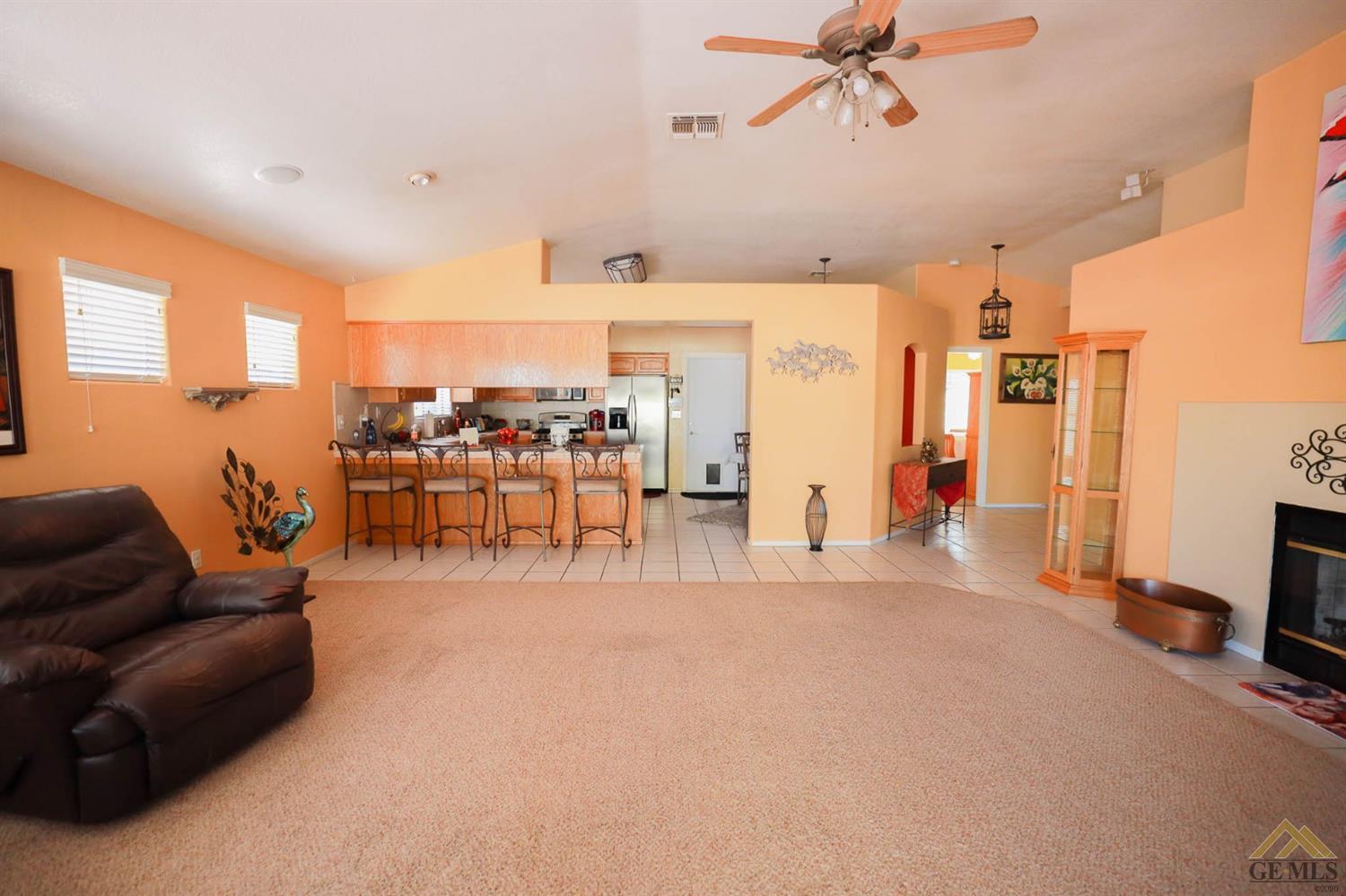 5515 Shadow Stone Street Bakersfield, CA 93313 - Photo 8 of 30