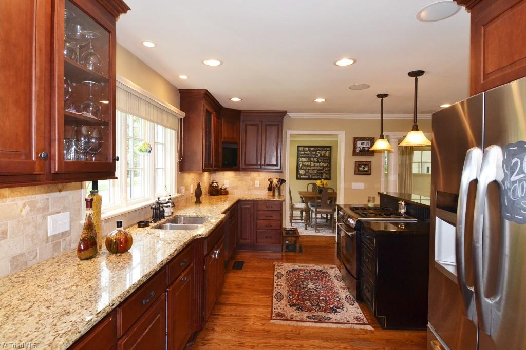 1901 Rolling Road Greensboro, NC 27403 - Photo 6 of 30 Entry into Kitchen from Formal Dining