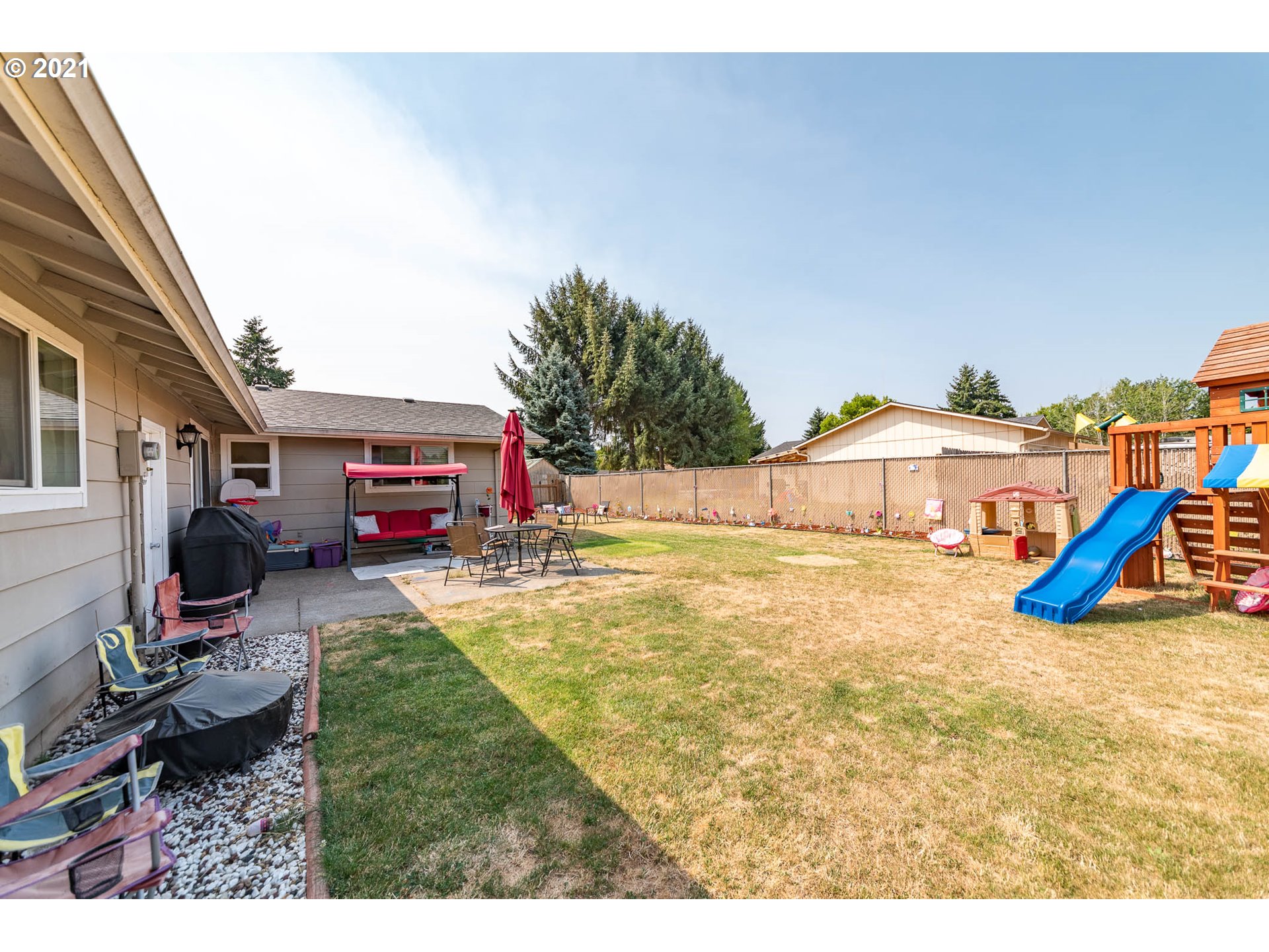 2304 Laurelhurst Drive Eugene, OR 97402 - Photo 18 of 19