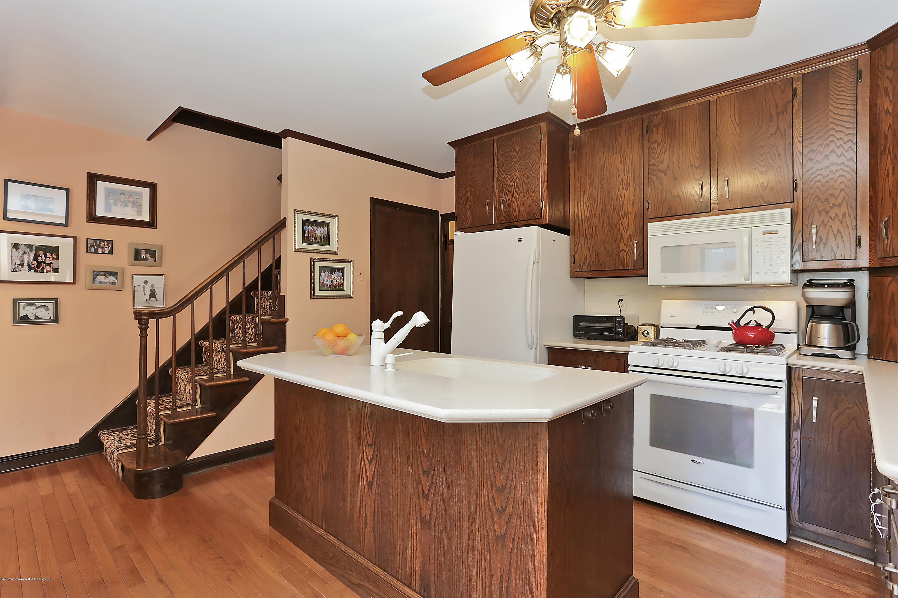 605 Locust Road Brielle, NJ 08730 - Photo 14 of 35 605_locust_rd_MLS_HID991899_ROOMkitchen1