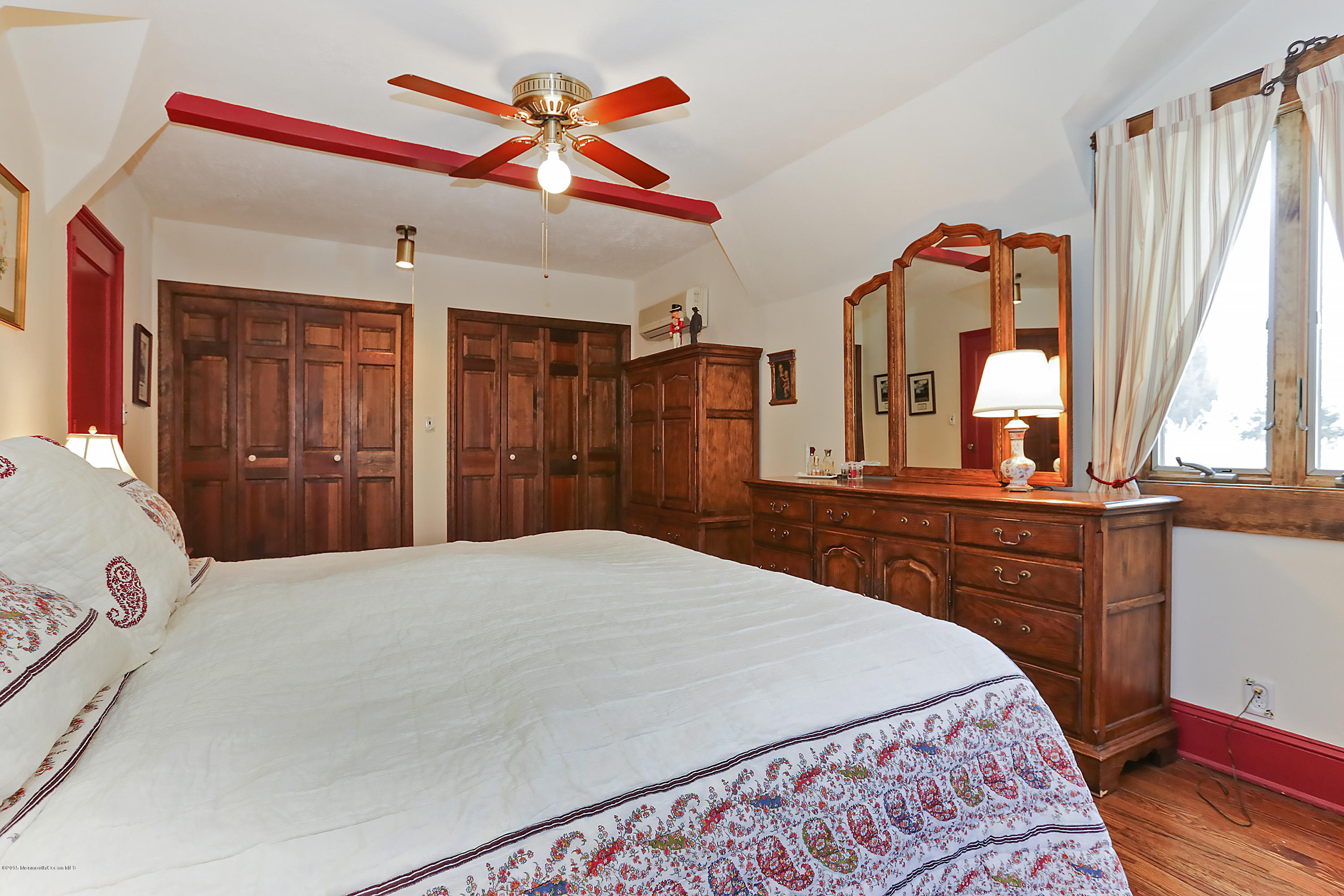 605 Locust Road Brielle, NJ 08730 - Photo 20 of 35 605_locust_rd_MLS_HID991899_ROOMmasterbe