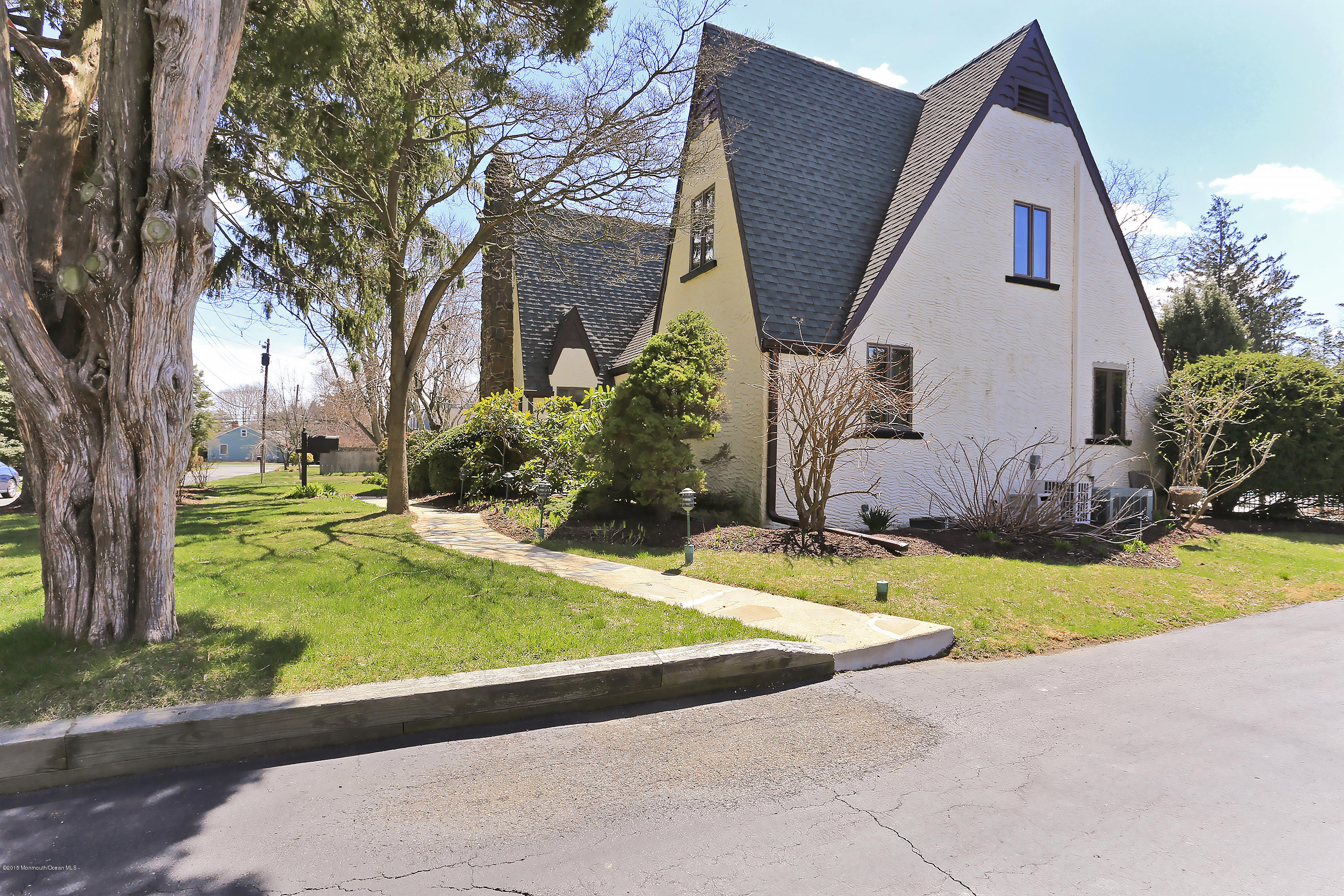 605 Locust Road Brielle, NJ 08730 - Photo 27 of 35 605_locust_rd_MLS_HID991899_ROOMexterior