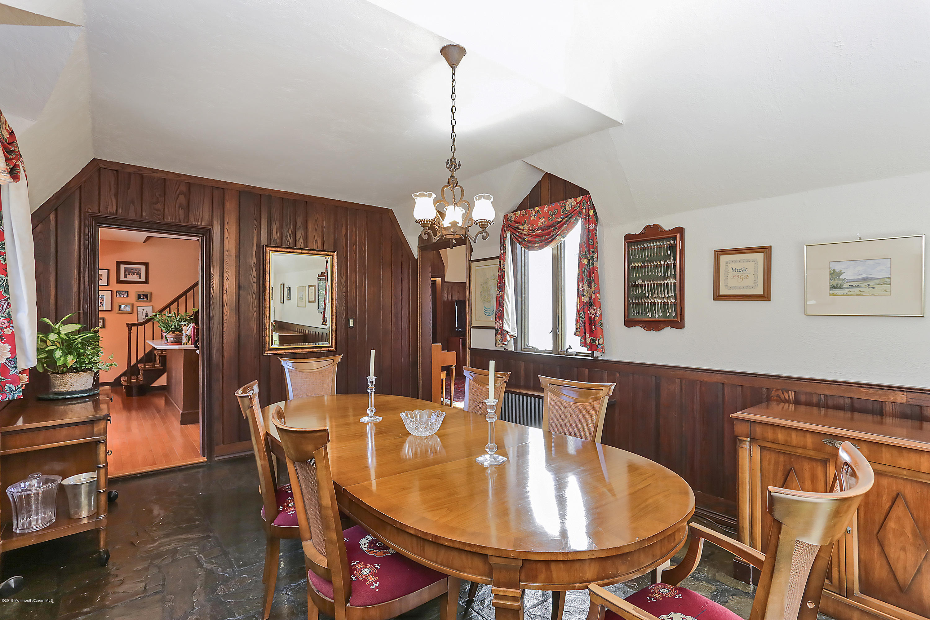 605 Locust Road Brielle, NJ 08730 - Photo 9 of 35 605_locust_rd_MLS_HID991899_ROOMdiningro